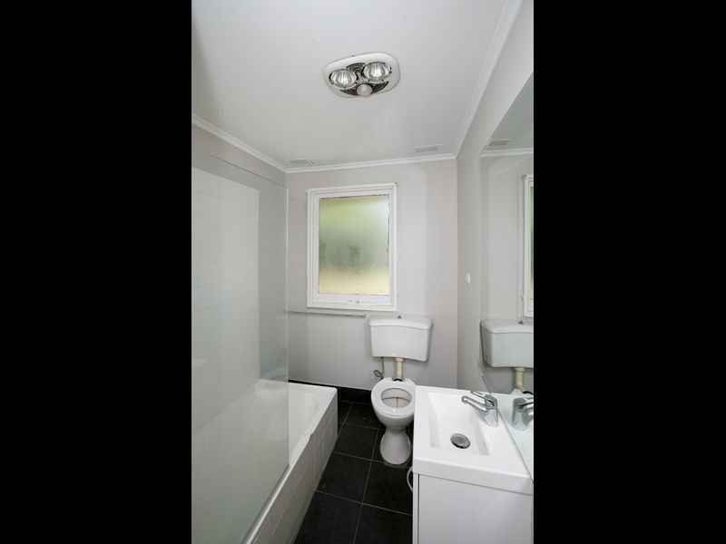 152 Raye Street, Tolland NSW 2650