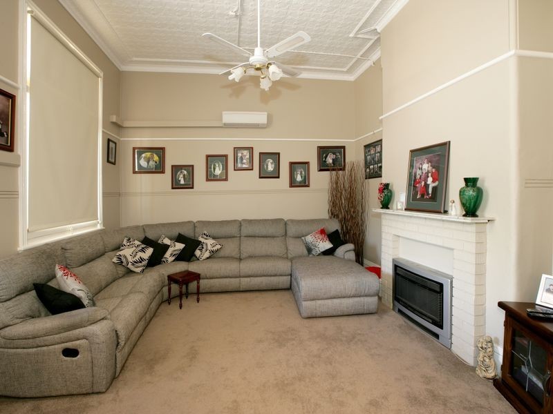 27 Waterview Street, Ganmain NSW 2702