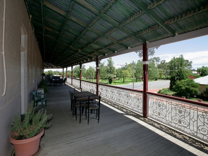 27 Waterview Street, Ganmain NSW 2702