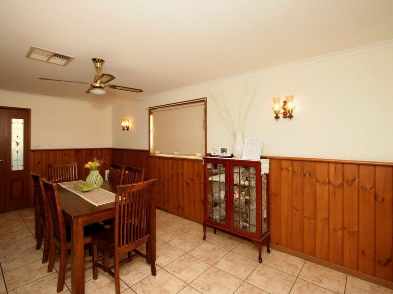 2 Matheson Place, Estella NSW 2650