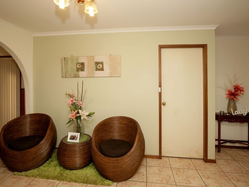 2 Matheson Place, Estella NSW 2650