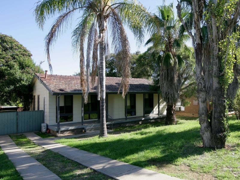 44 Adams Street, Ashmont NSW 2650