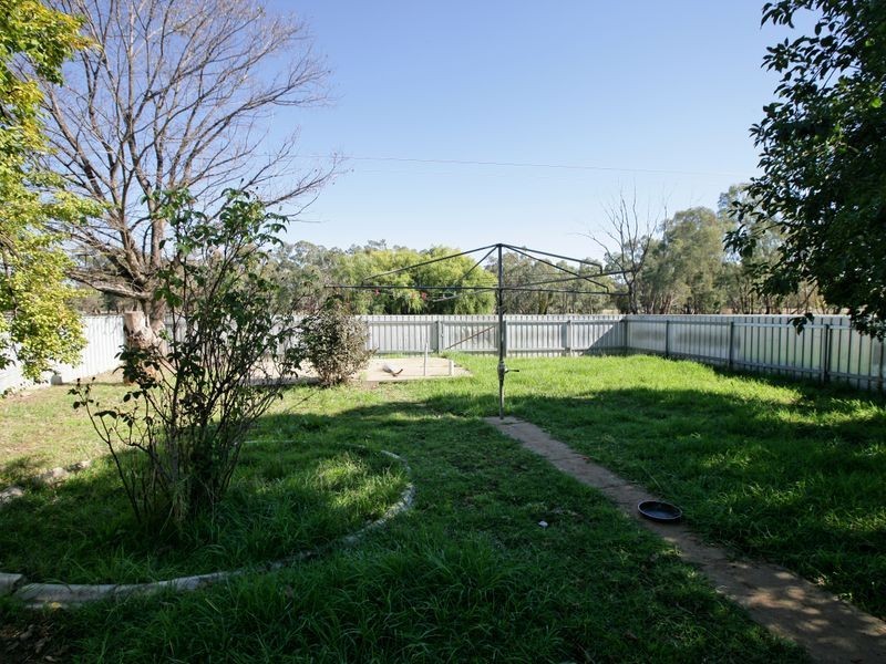 44 Adams Street, Ashmont NSW 2650