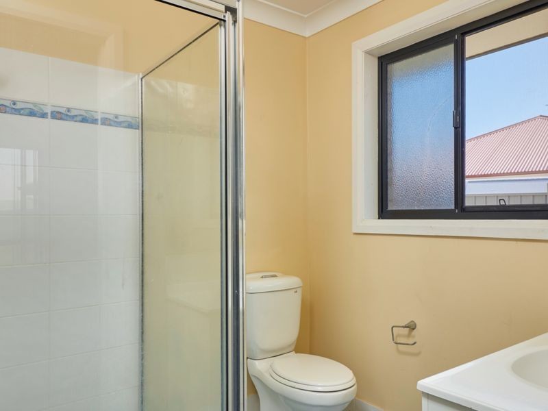 57 Grinton Avenue, Ashmont NSW 2650