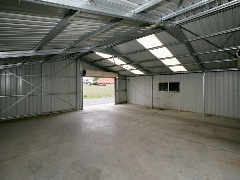 10 Salmon Street, Wagga Wagga NSW 2650