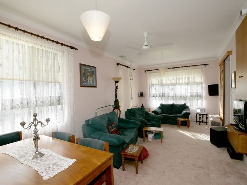 1 Lamber Street, Tolland NSW 2650