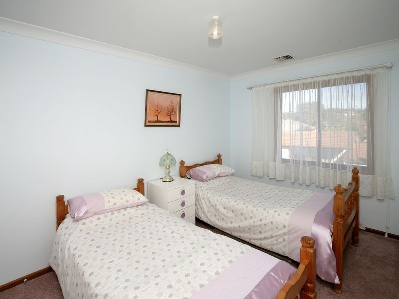 1 Lamber Street, Tolland NSW 2650