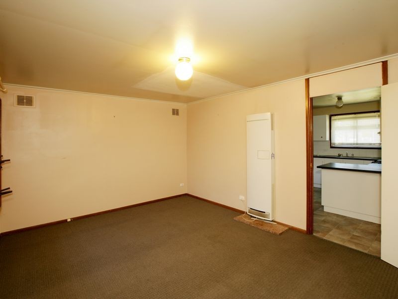 155 Raye Street, Tolland NSW 2650