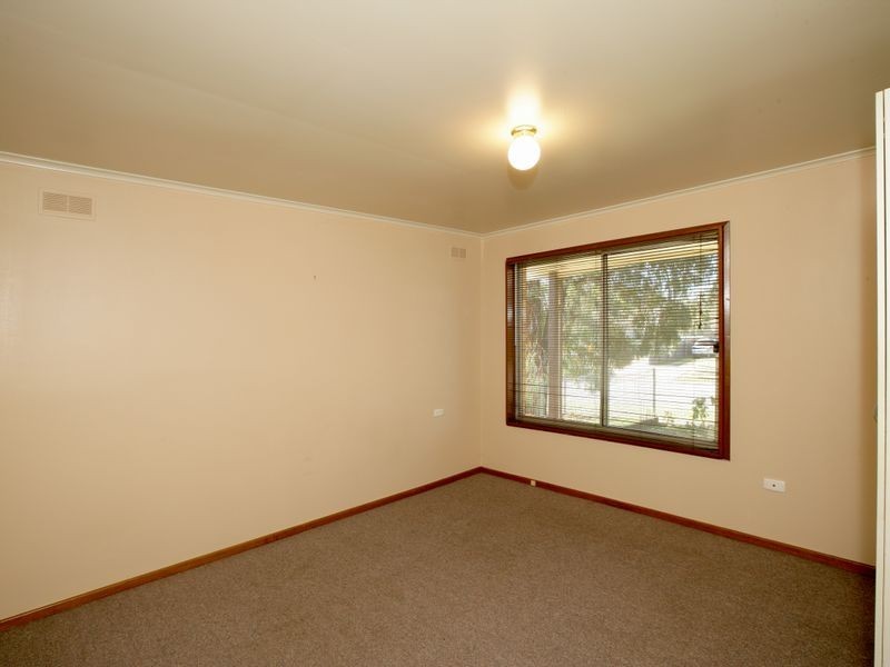 155 Raye Street, Tolland NSW 2650