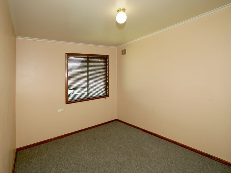 155 Raye Street, Tolland NSW 2650