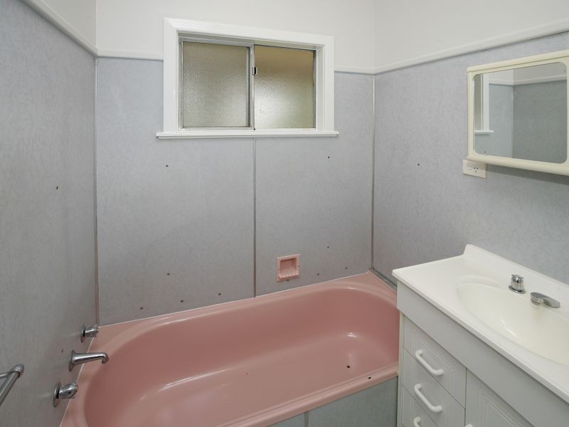 67 Grove Street, Kooringal NSW 2650