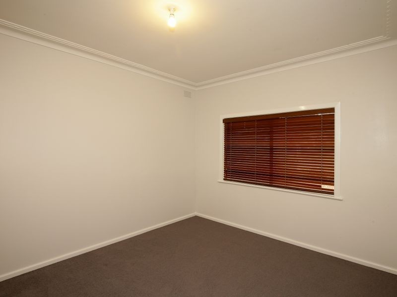 67 Grove Street, Kooringal NSW 2650