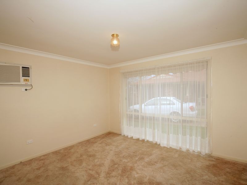 5/108 Undurra Drive, Glenfield Park NSW 2650