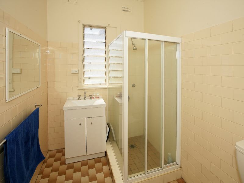 228 Lake Albert Road, Kooringal NSW 2650