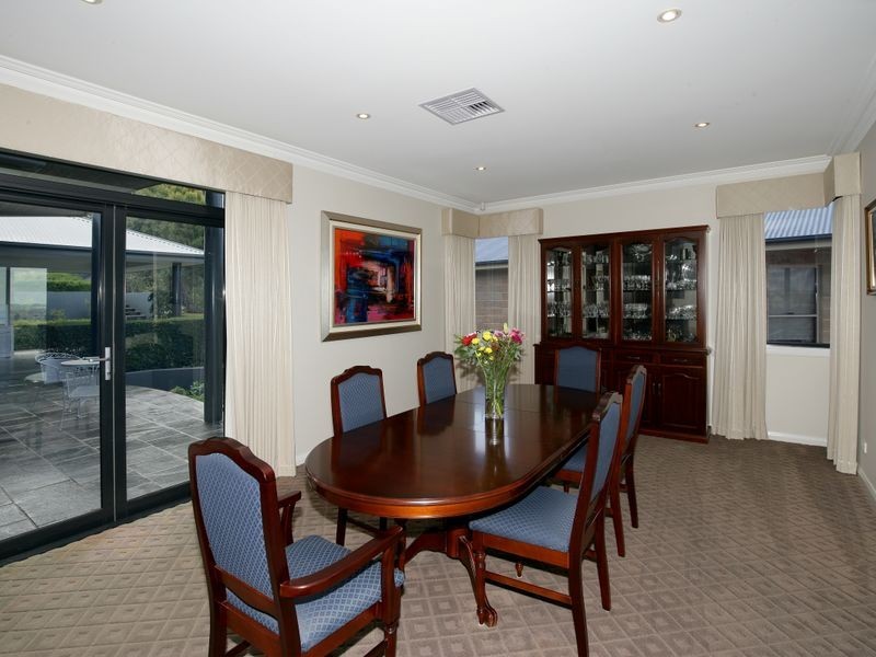 21 Atherton Crescent, Wagga Wagga NSW 2650