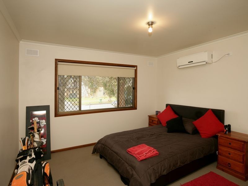 157 Raye Street, Tolland NSW 2650