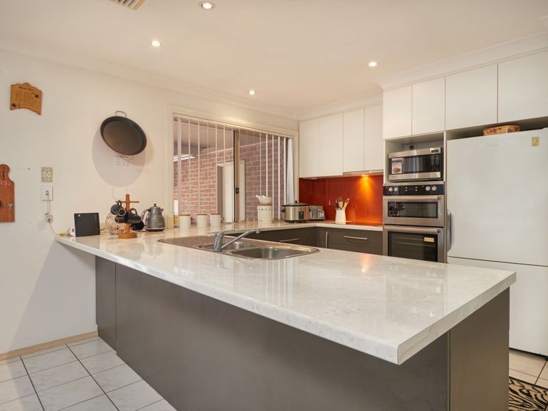 18 Lamilla Street, Glenfield Park NSW 2650