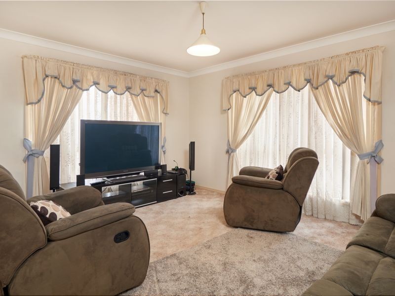 18 Lamilla Street, Glenfield Park NSW 2650