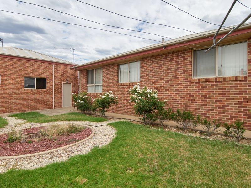 18 Lamilla Street, Glenfield Park NSW 2650