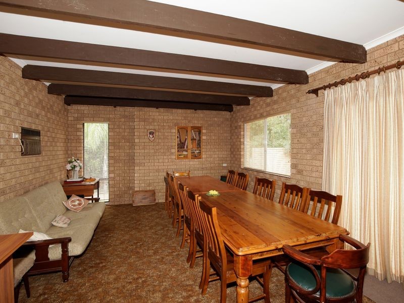 192 Cowabbie Street, Coolamon NSW 2701