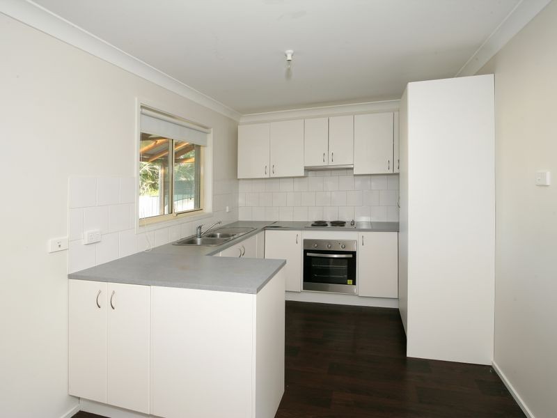 110 Raye Street, Tolland NSW 2650
