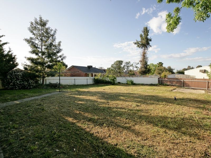 110 Raye Street, Tolland NSW 2650