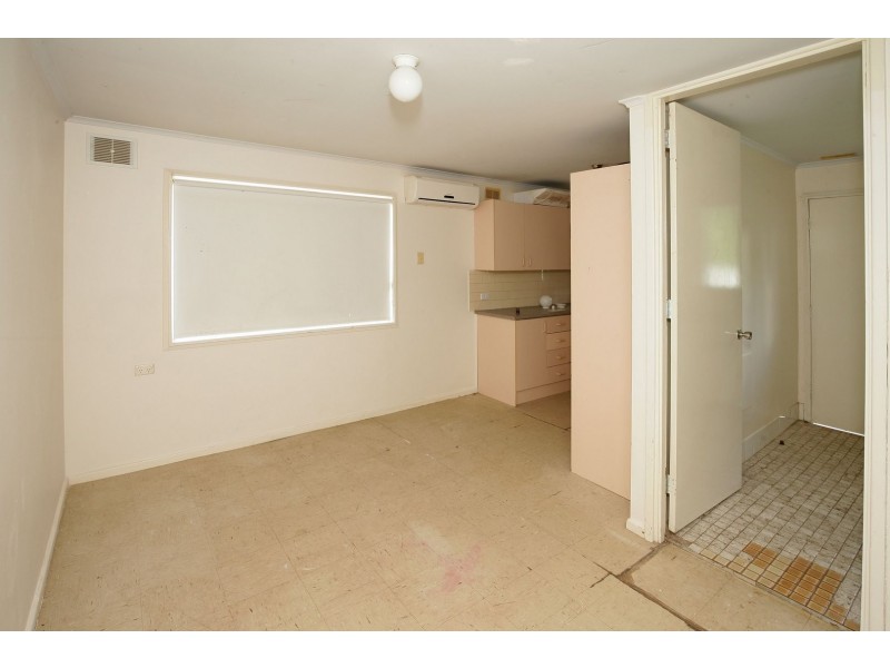 154 Raye Street, Tolland NSW 2650