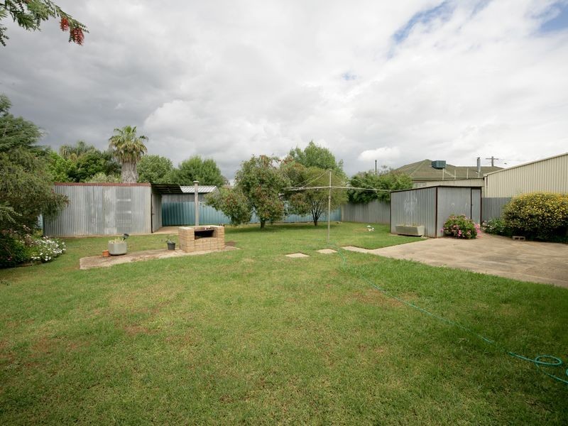 6 Malta Crescent, Ashmont NSW 2650