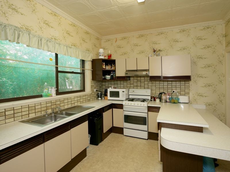 92 Macleay Street, Turvey Park NSW 2650