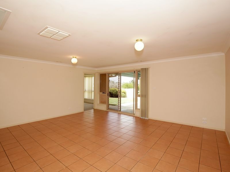 45 Tamar Drive, Tatton NSW 2650