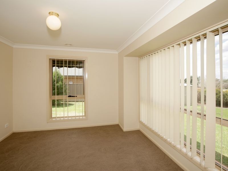 45 Tamar Drive, Tatton NSW 2650