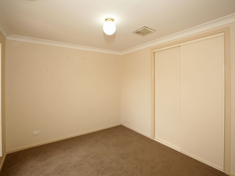 45 Tamar Drive, Tatton NSW 2650