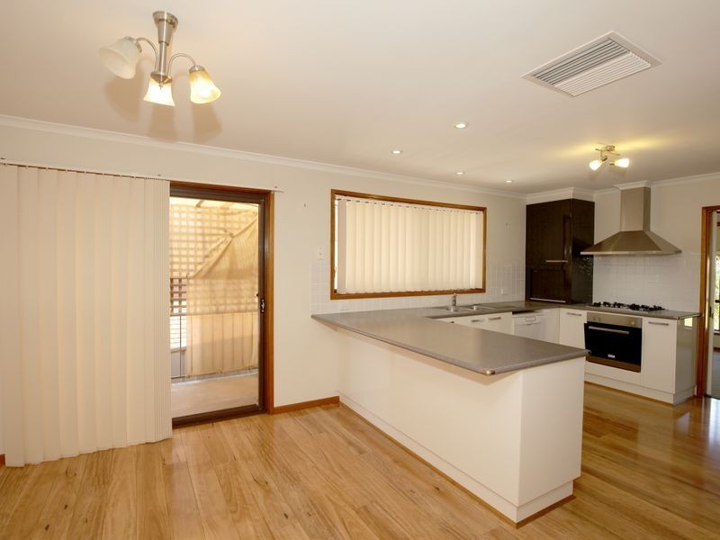 3 Patamba Street, Kooringal NSW 2650