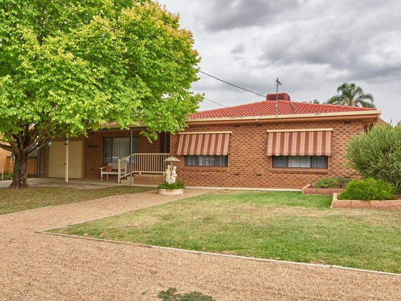 6 Swan Street, Ashmont NSW 2650