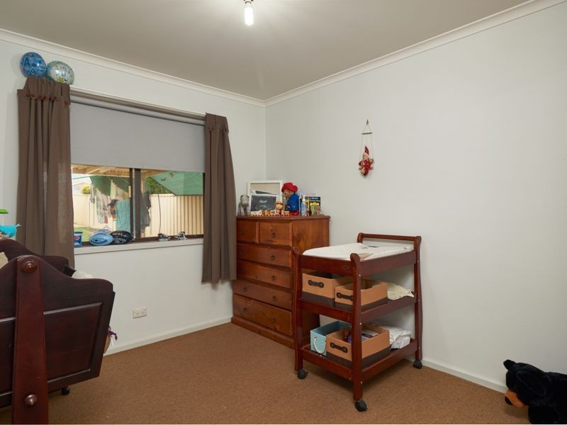 6 Swan Street, Ashmont NSW 2650