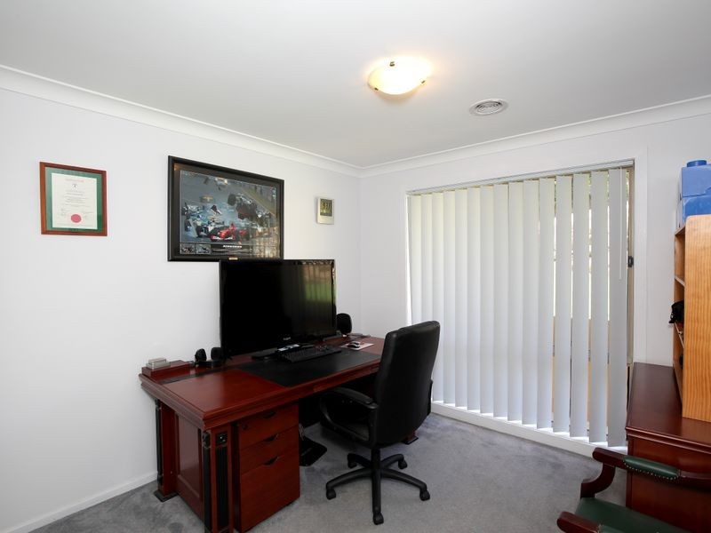 6 Tolland Close, Tolland NSW 2650
