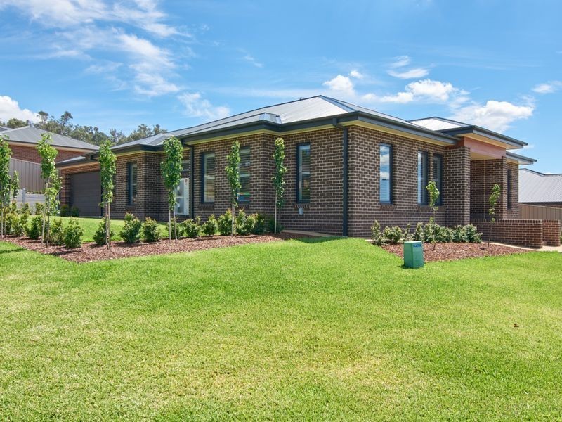 10 Darling Place, Tatton NSW 2650