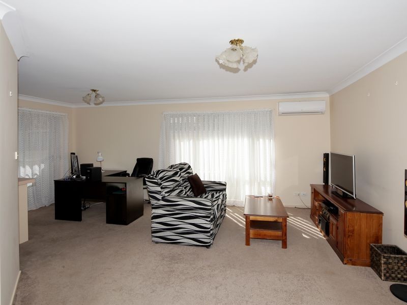 4/34 Lonergan Place, Wagga Wagga NSW 2650