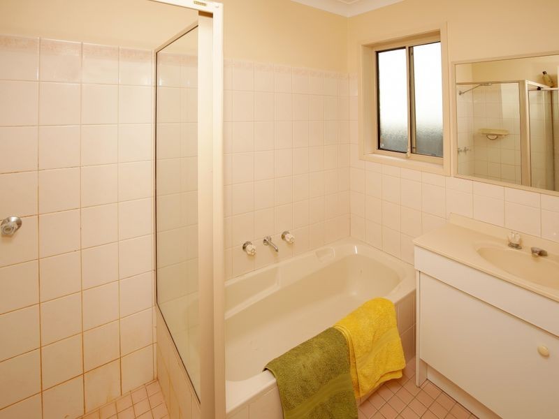 4/34 Lonergan Place, Wagga Wagga NSW 2650