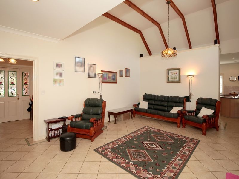 46 Simkin Crescent, Kooringal NSW 2650
