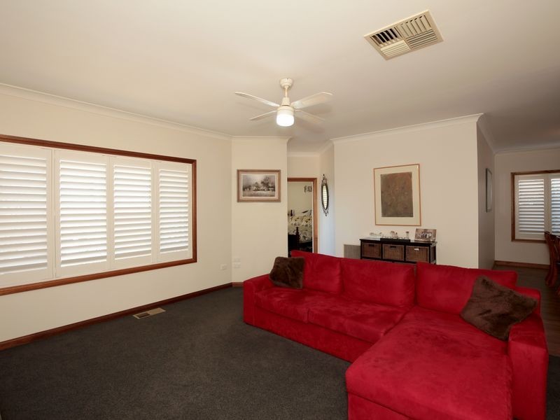 8 Tamar Drive, Tatton NSW 2650