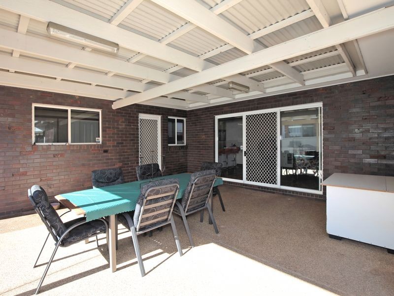 8 Tamar Drive, Tatton NSW 2650