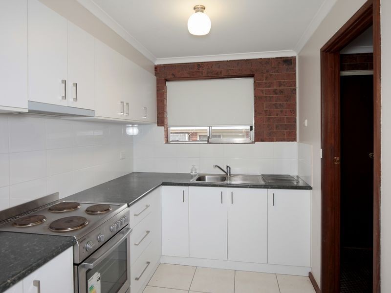 11-13 Sherwood Avenue, Kooringal NSW 2650