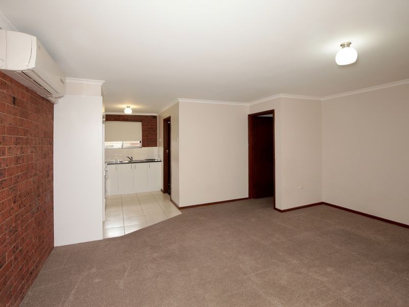 11-13 Sherwood Avenue, Kooringal NSW 2650