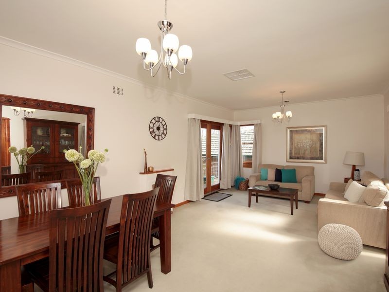 6 Sunshine Avenue, Turvey Park NSW 2650