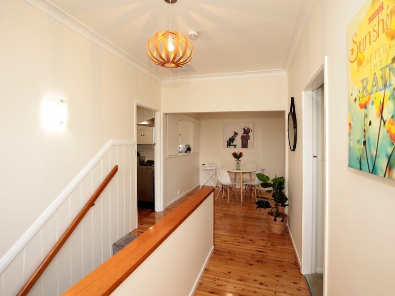 6 Sunshine Avenue, Turvey Park NSW 2650