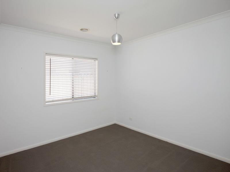 5 Wellington Avenue, Tatton NSW 2650