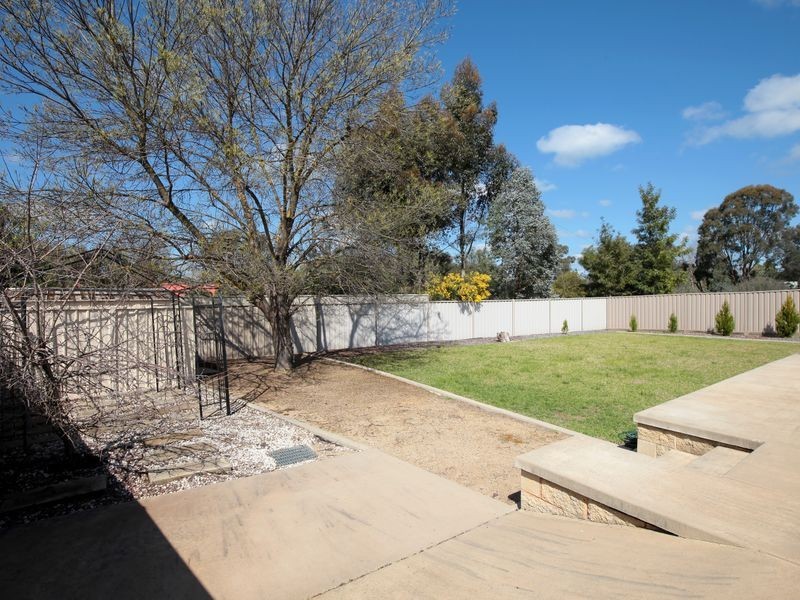 5 Wellington Avenue, Tatton NSW 2650