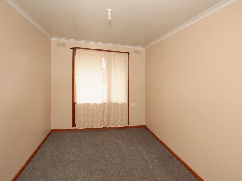 161 Raye Street, Tolland NSW 2650