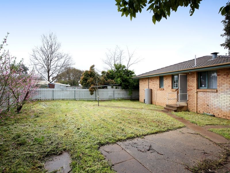 161 Raye Street, Tolland NSW 2650